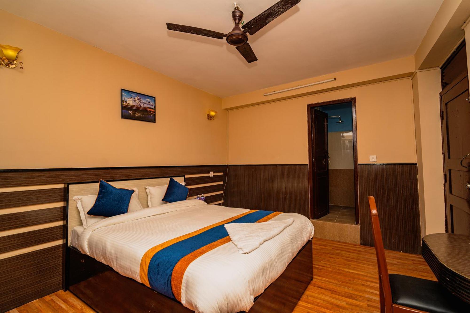 Karma Travellers Home Kathmandu Exterior foto