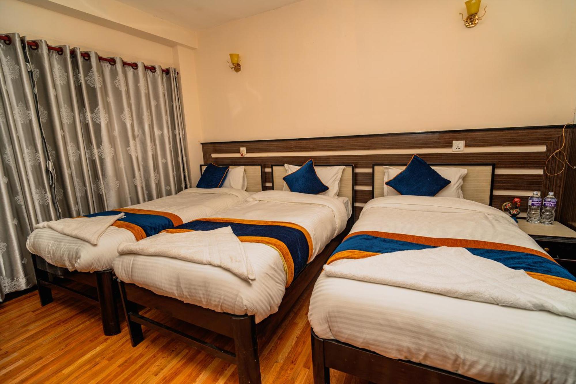 Karma Travellers Home Kathmandu Exterior foto